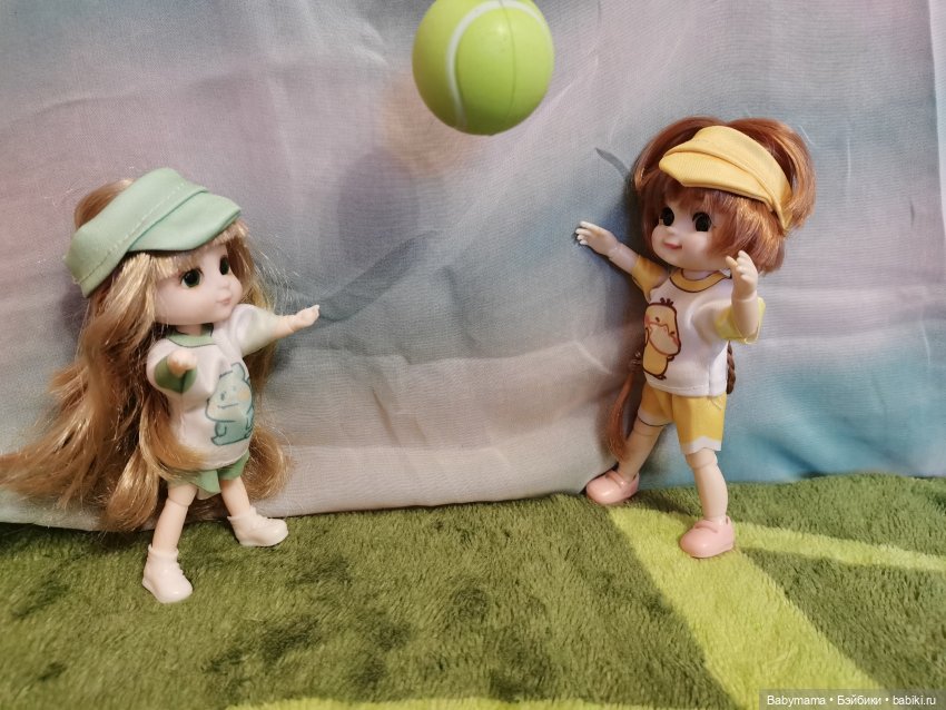 Азартные девчули)