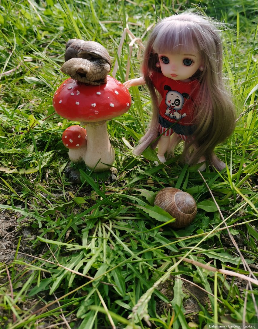 Элис с новой подружкой Дороти на даче (фото 4)