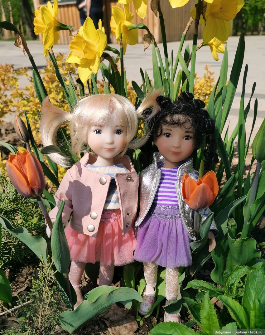 Прогулка в парке — Куклы Ruby Red (Руби Ред) Fashion Friends: Siblies (фото 5)