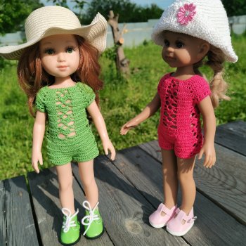 Агния и Алька на даче