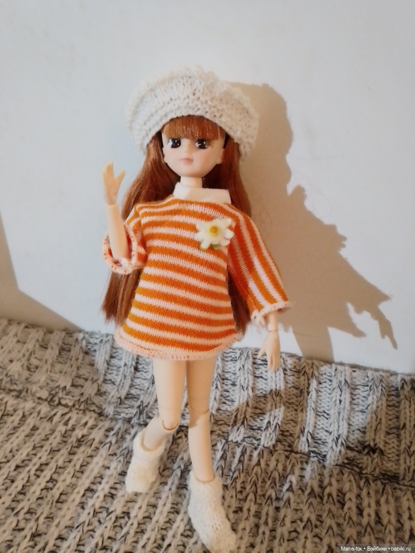 Ликкуша читает про Лиса — Куклы Takara Tomy (Такара): Licca (Ликка)