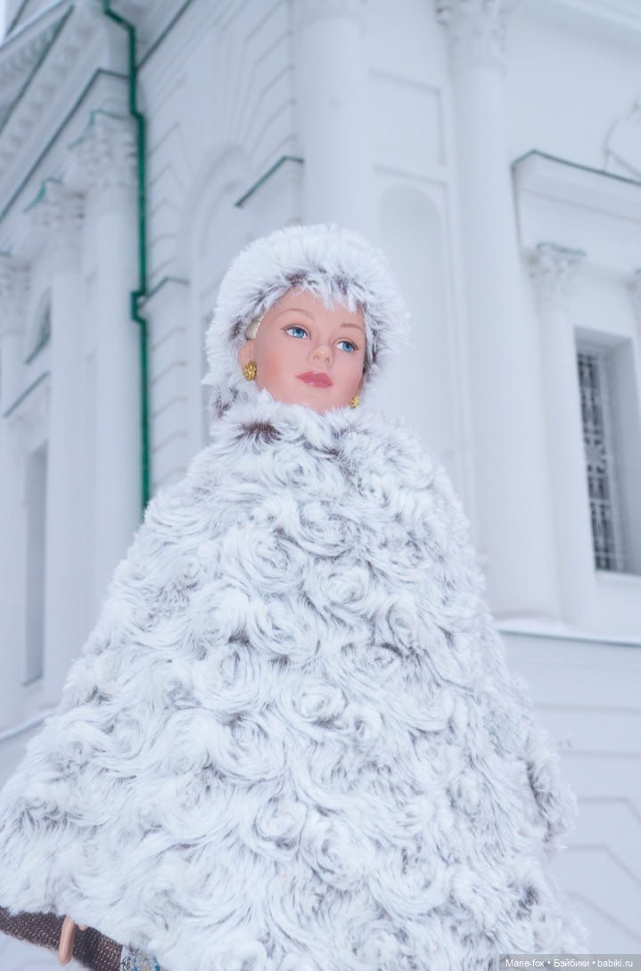 По Сеньке шапка: Арсения гуляет по заснеженному Сарову (фото 8)