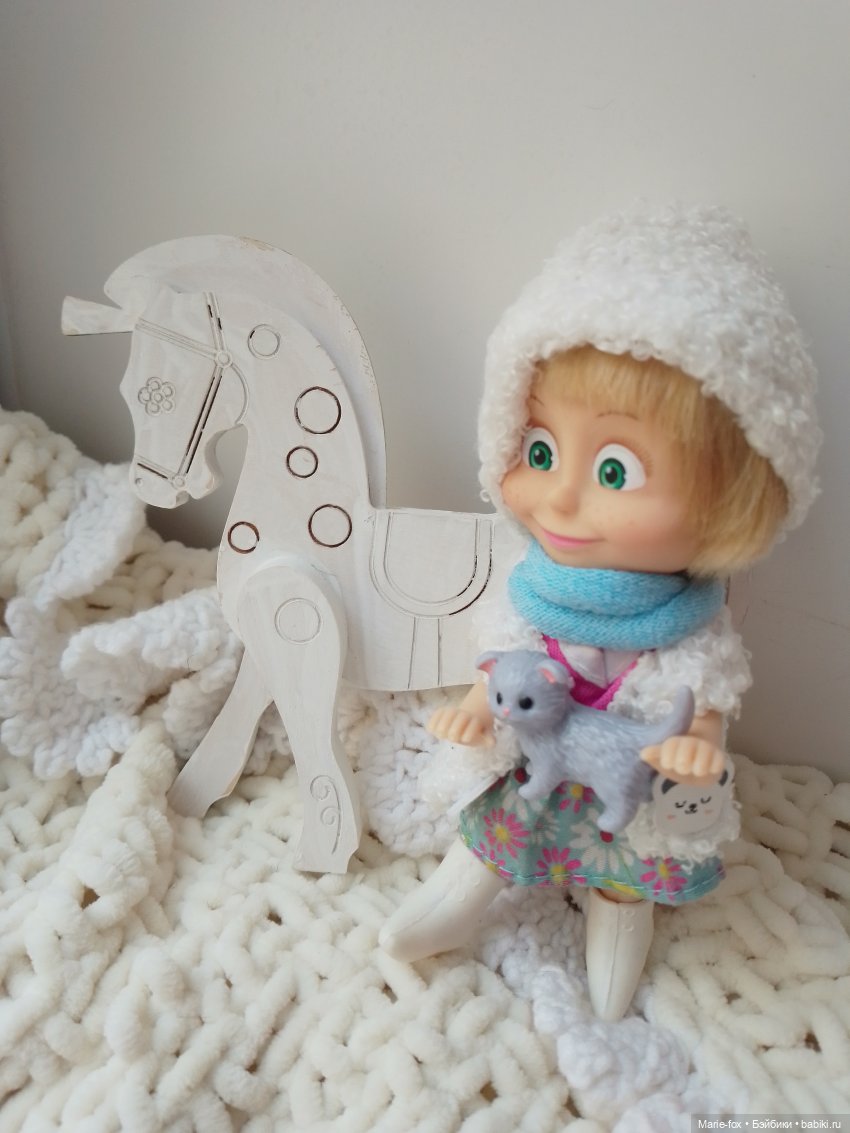 Новенькие — Куклы Маша и Медведь (Simba): Маша в кармашке (фото 8)