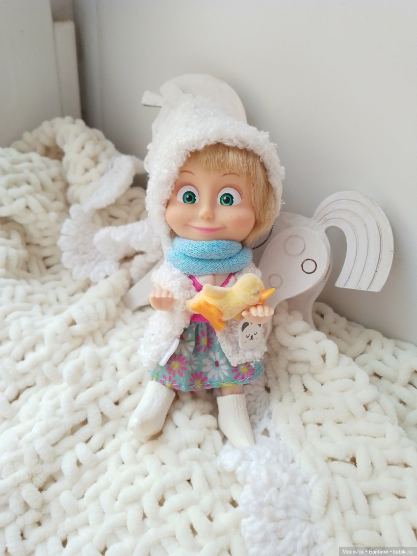 Новенькие — Куклы Маша и Медведь (Simba): Маша в кармашке (фото 6)