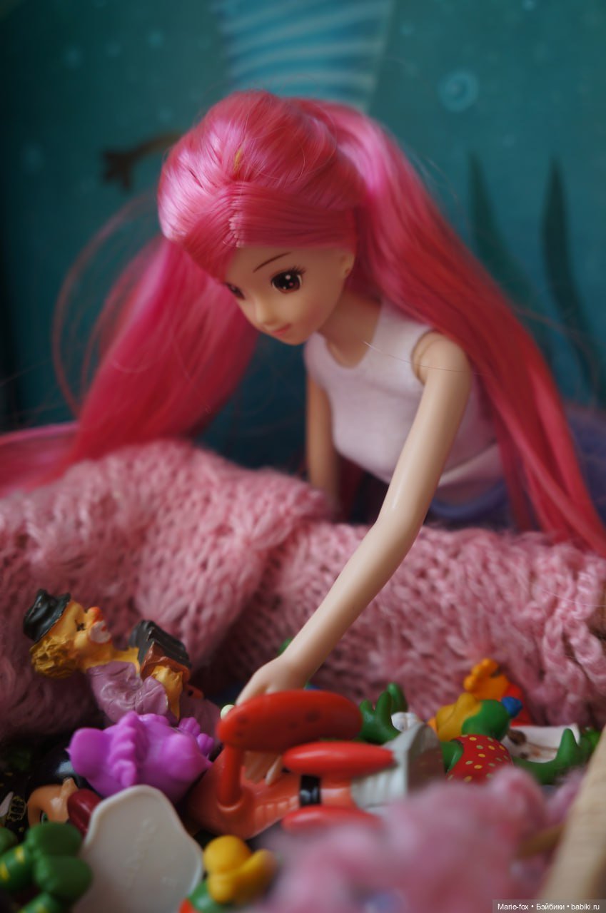 Девушкам из высшего общества! Мои поздравления с наступающим (фото 2)