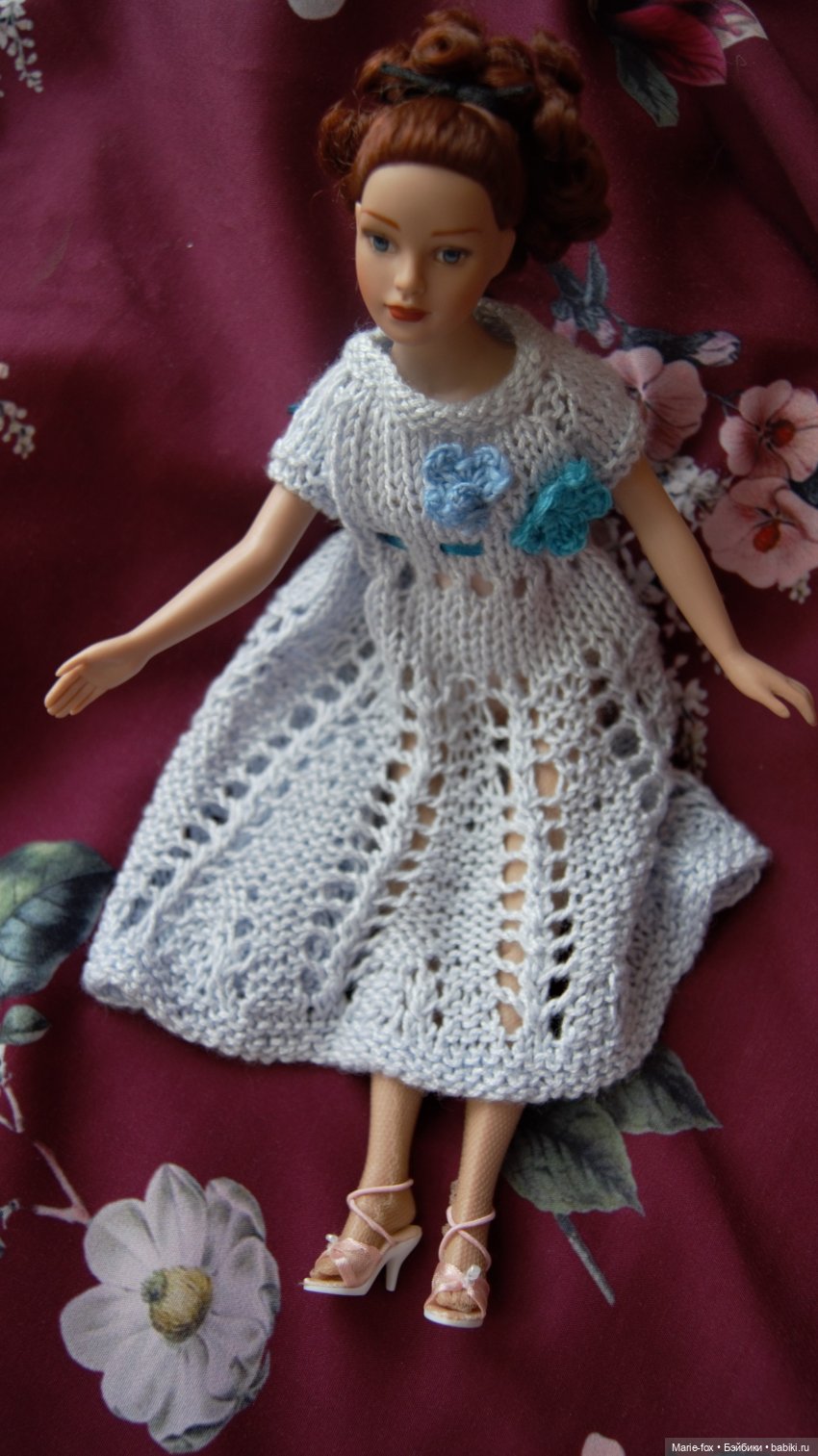 Tiny Kitty Collier: аромат весны