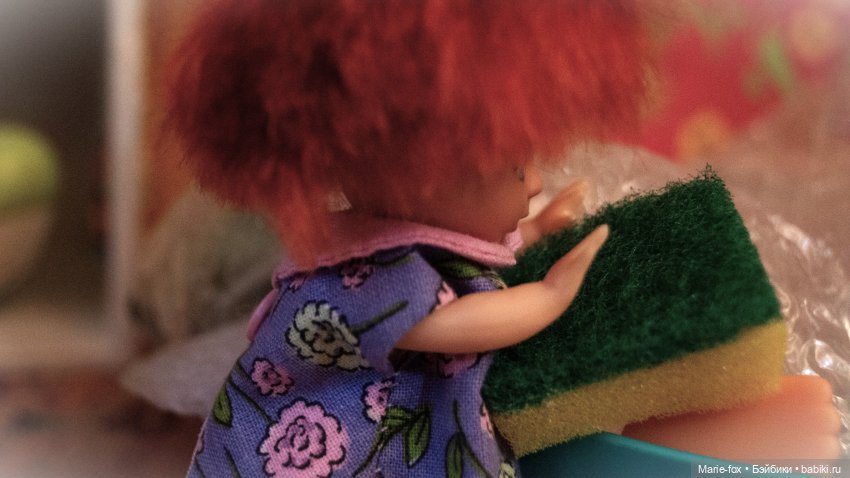 "Я буду самая воспитанная, а ты будешь самый симпампончик" : Домовёнок Фомушка и Маша