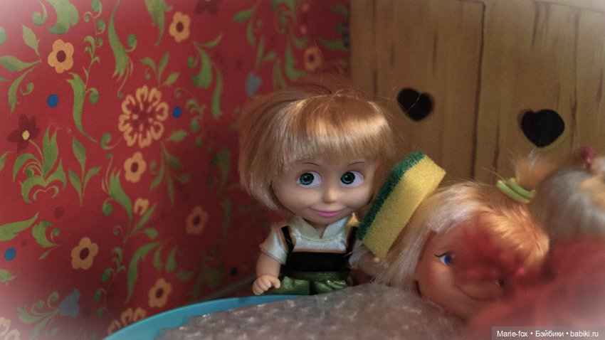 "Я буду самая воспитанная, а ты будешь самый симпампончик" : Домовёнок Фомушка и Маша