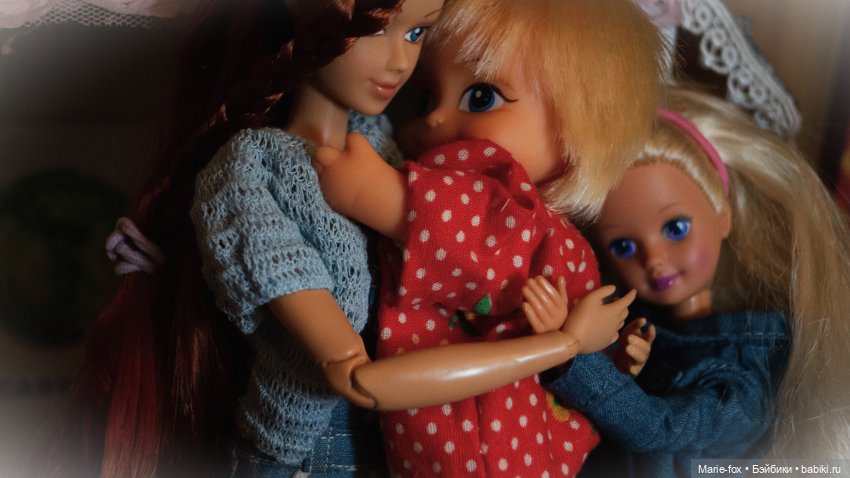 "Я буду самая воспитанная, а ты будешь самый симпампончик" : Домовёнок Фомушка и Маша