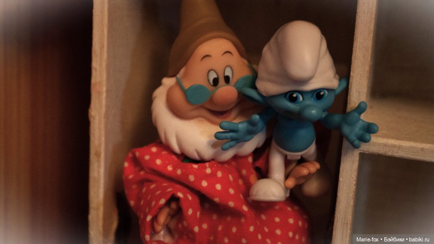 "Я буду самая воспитанная, а ты будешь самый симпампончик" : Домовёнок Фомушка и Маша