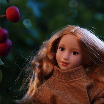 Хайди гуляет по городу