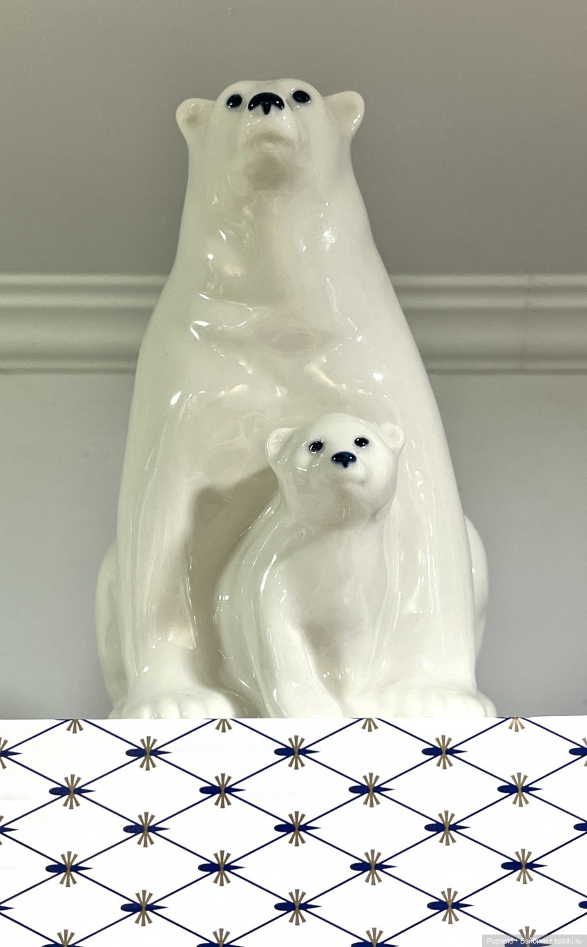 Медведица с медвежонком. ЛФЗ