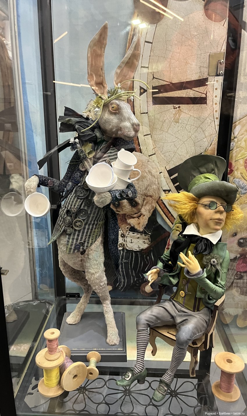 Поход на выставку на Тишинке 5го апреля ч2