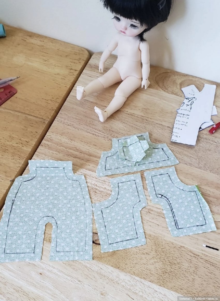Мк по пошиву комбинезона на кукол 1/6 и 1/8 (yosd bjd, yuyudoll, monst doll и им подобных) на паолок так-же шью (фото 2)