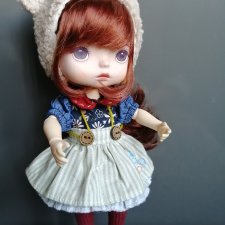 Сяоми Монст, 20 см с 9-ью комплектами одежды.