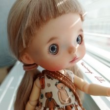 А у нас снова новенькая девочка поселилась