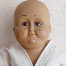 Каратист или роскошная дама?