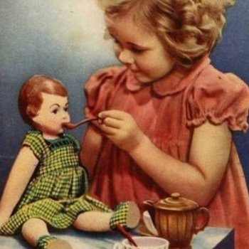 Картины с куклами