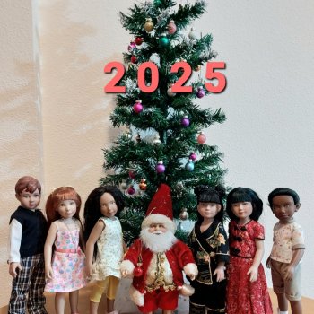 Новый год и куклы Бастьена