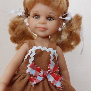 Клепушка позирует