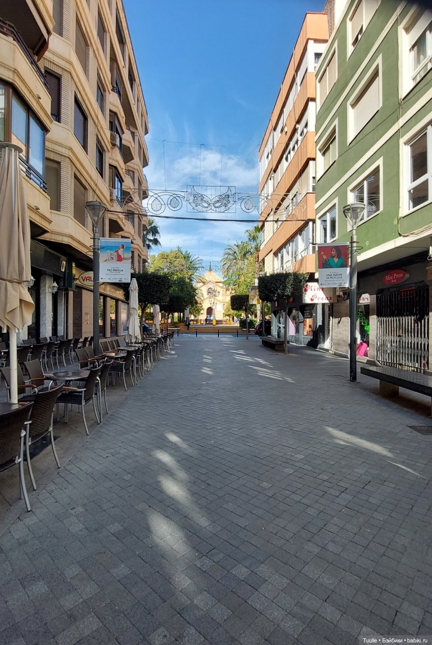 Тензин на прогулке — Куклы Berdine Creedy (Бердин Криди): виниловые