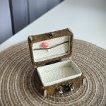Миниатюрный чемоданчик
