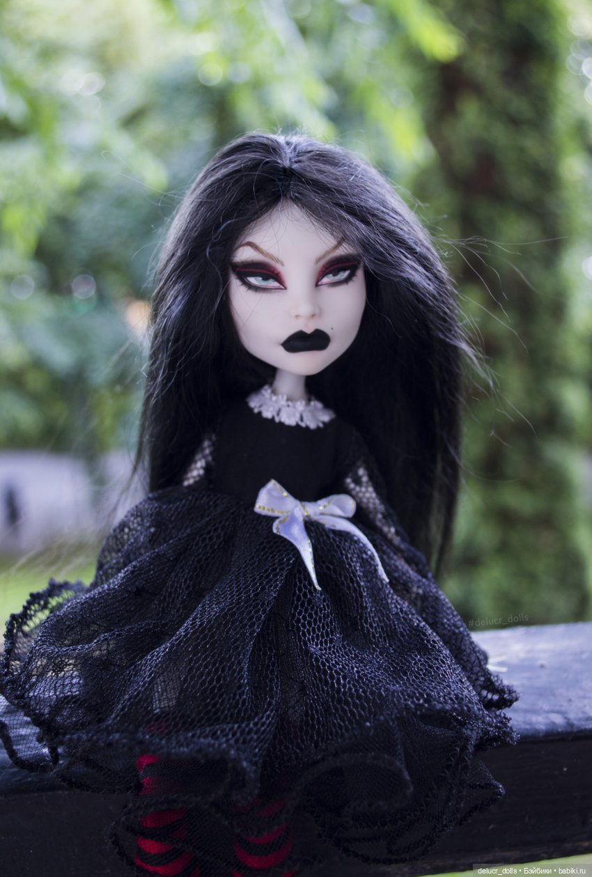 Королевишна ♛ Маргарет — ООАК Monster High и Ever After High: репейнт (фото 3)