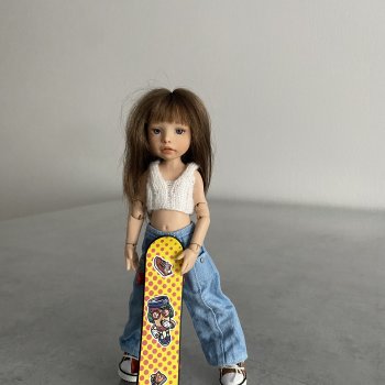 Полина на скейте