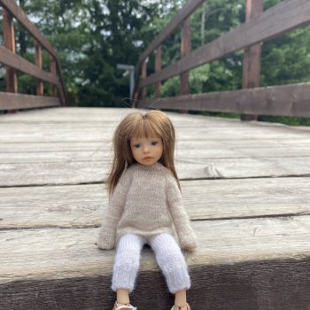 Первая прогулка Поли