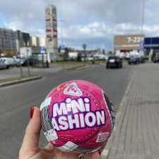 Что внутри Surprise Mini Fashion Series 2?