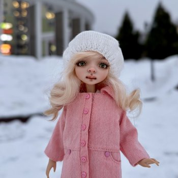 Жу в новой куртке