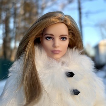 Пока снег не растаял, в шубе