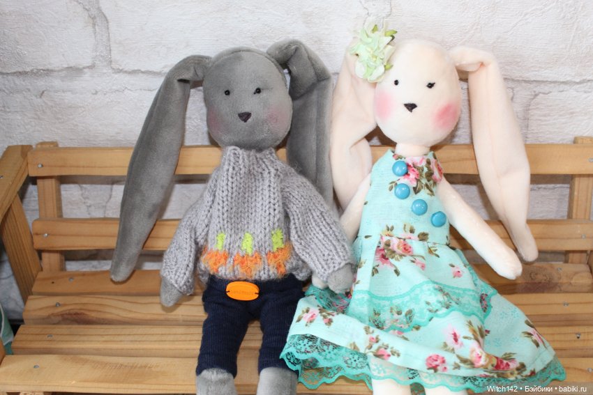 Кролики. Мягкая детская игрушка