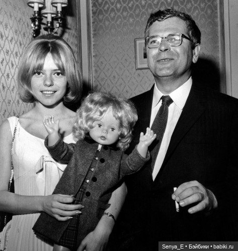 Опознаем очаровательную француженку и любуемся образами из шестидесятых (фото 3)