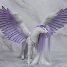 пегас в смешанной технике, лошадь, единорог, аликорн