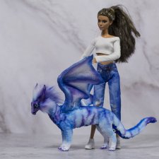 Дракон для Барби в смешанной технике, подвижный