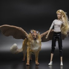 Дракон для Барби в смешанной технике, подвижный