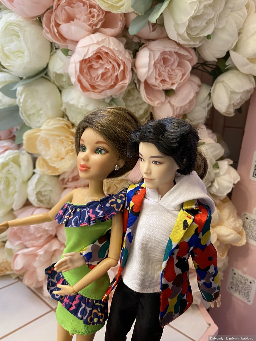 Лив и Джей Хоуп на дискотеке 90-х (фото 3)