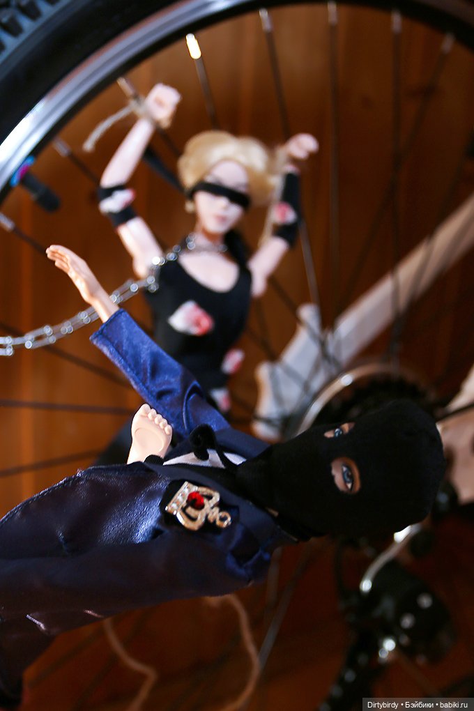 Призраки прошлого. История Феликса Обитсу