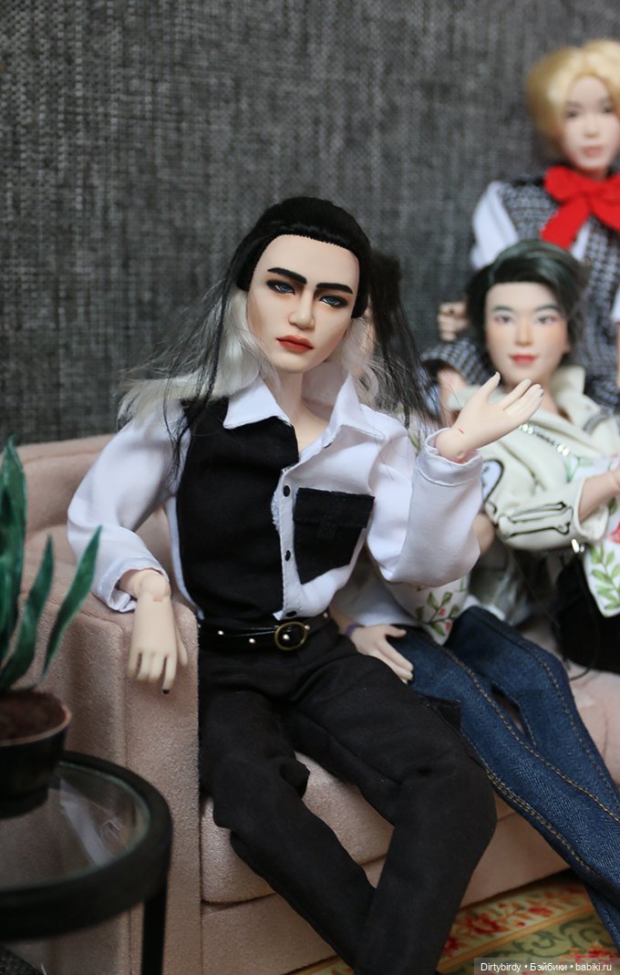 Токшоу " Комната для четверых ребят". Эпизод 2. Деньги/слава/любовь