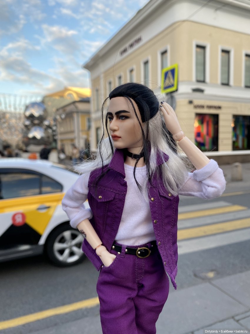 Вылетаю из такси, Боже, как же я красив