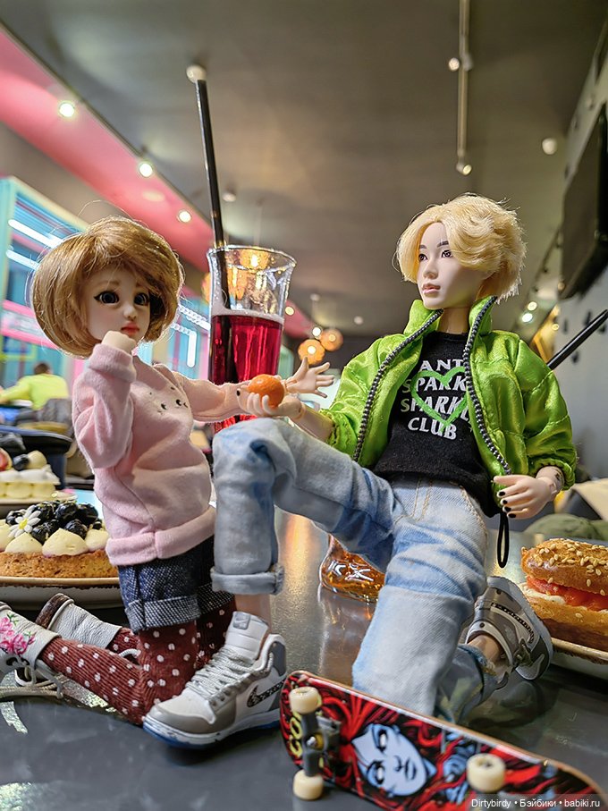 Чтобы сестра Феликса Обитсу не умела кататься на скейте?! Харука x Феликс Обитсу (фото 2)