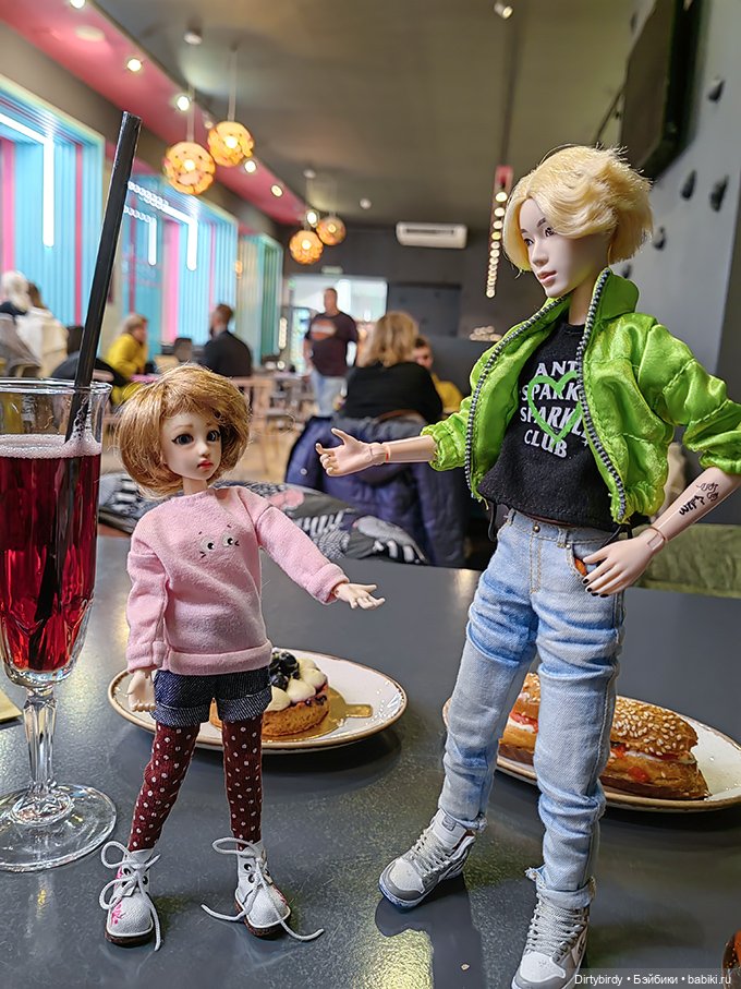 Чтобы сестра Феликса Обитсу не умела кататься на скейте?! Харука x Феликс Обитсу