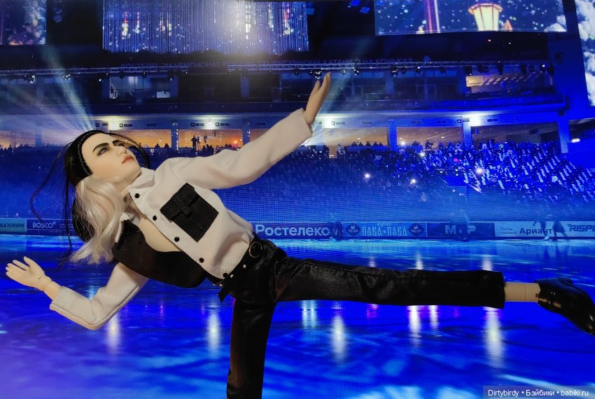 На льду Виктор Ким. Новогоднее шоу