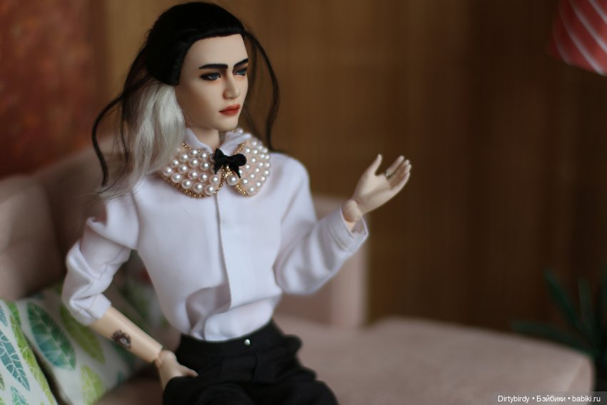 Королевский подарок. Распаковываем и примеряем у всех на глазах (фото 10)