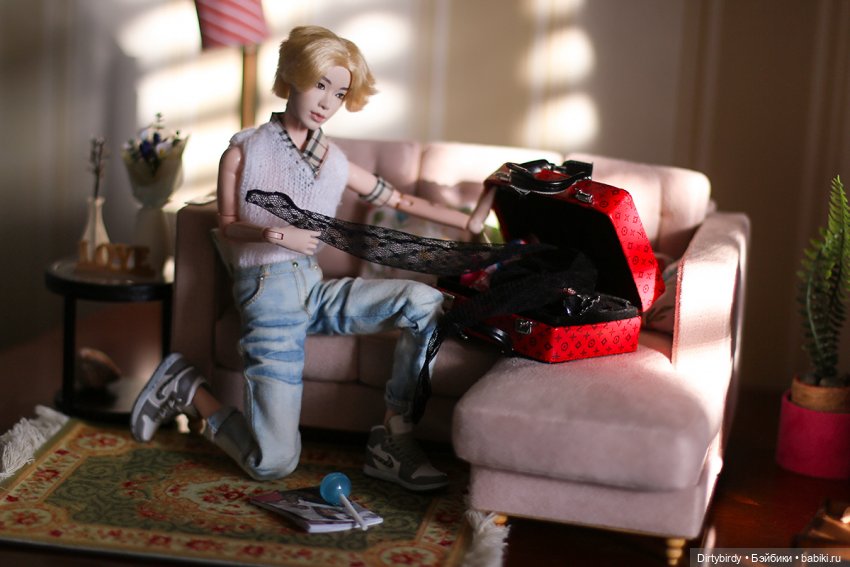 Я тебе не куколка! Путаница в общаге