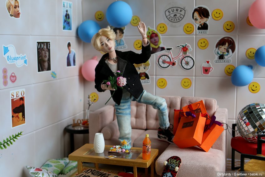 Деньрожденевский эфир Феликса Обитсу. Распаковочка