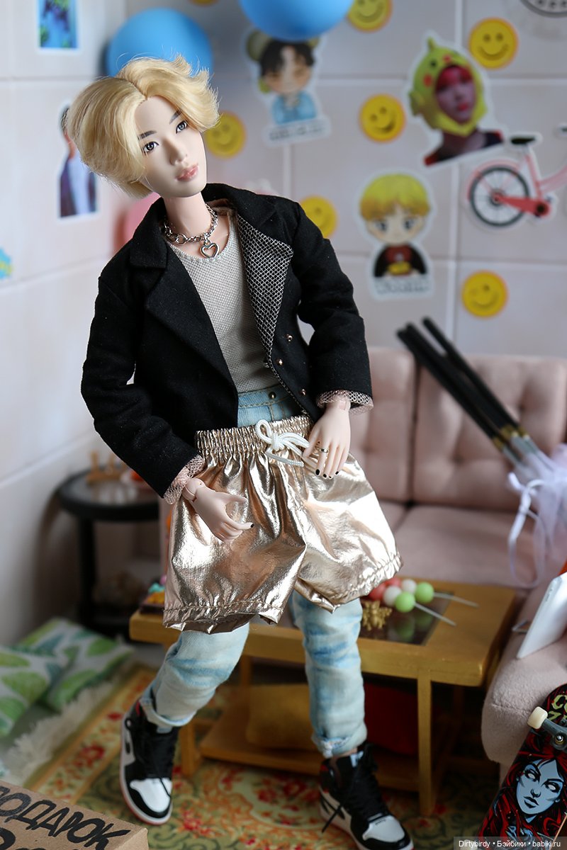 Деньрожденевский эфир Феликса Обитсу. Распаковочка