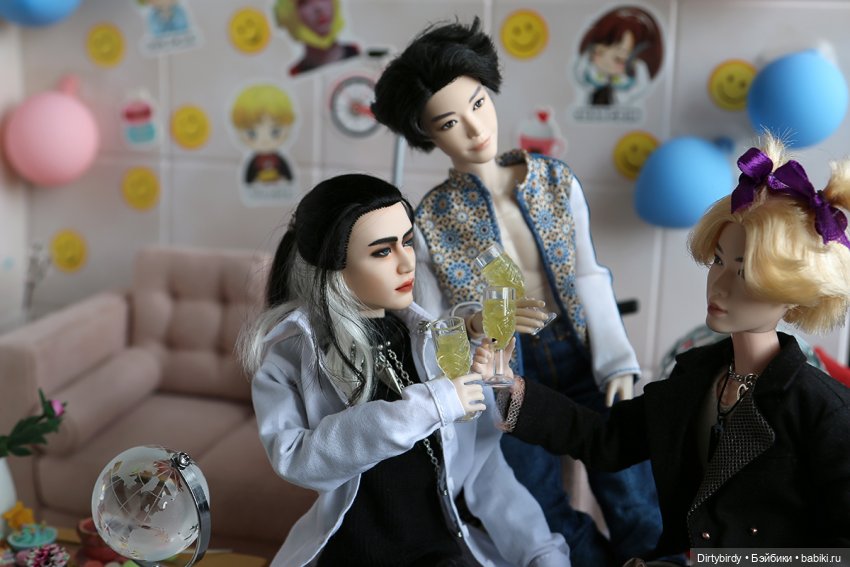 Деньрожденевский эфир Феликса Обитсу. Распаковочка