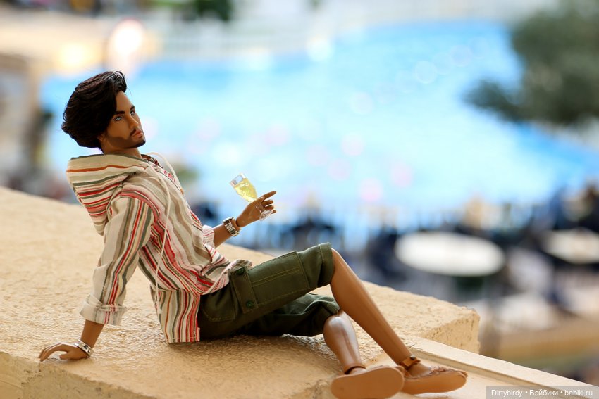 На заслуженный отдых. Странные каникулы Эммануэля Перрена | Бэйбики На заслуженный отдых. Странные каникулы Эммануэля Перрена